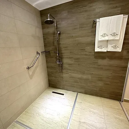 Aparthotel Navarino Luxe 4*