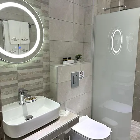 Aparthotel Navarino Luxe 4*