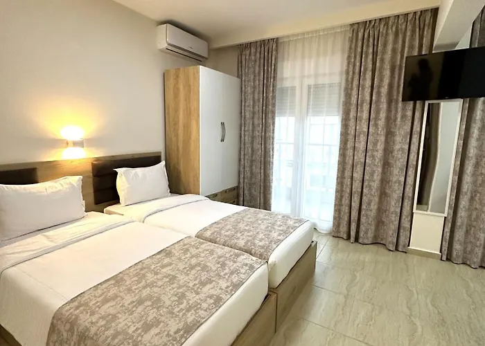 Navarino Luxe 4* Peraía