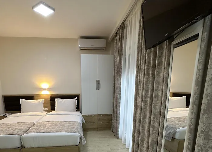 Navarino Luxe