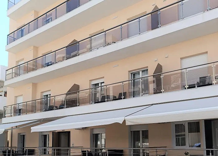 Navarino Luxe アパートホテル 4*