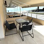 Navarino Luxe