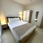 Navarino Luxe Aparthotel