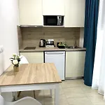 Navarino Luxe Aparthotel Peraia (Thessaloniki)
