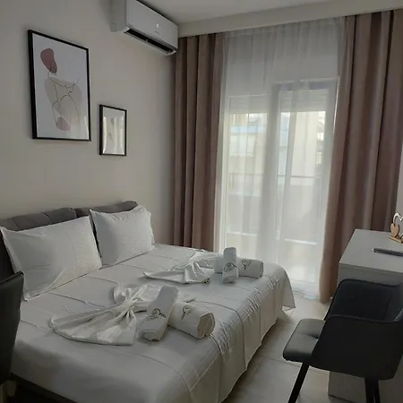 Navarino Luxe