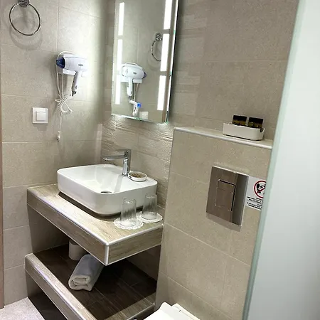 公寓式酒店 Navarino Luxe 4*