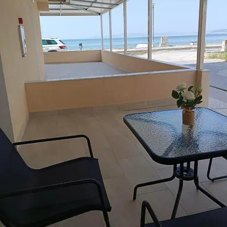 Navarino Luxe 4*