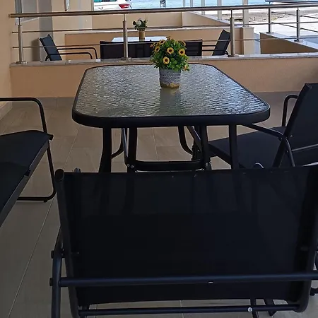 מלון דירות Navarino Luxe Peraía