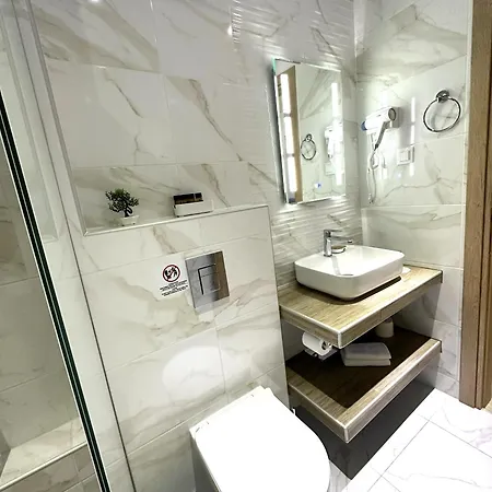 Lägenhetshotell Navarino Luxe 4*