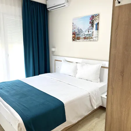 Navarino Luxe 4* Peraía