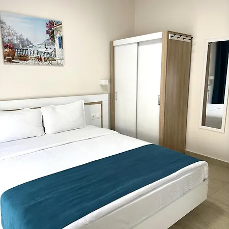 Navarino Luxe Lägenhetshotell