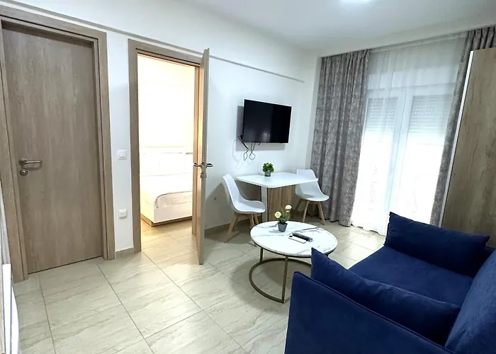 Navarino Luxe شقة فندقية 4*
